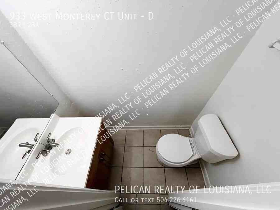 933 W Monterey Ct #D - Photo 5 of 9