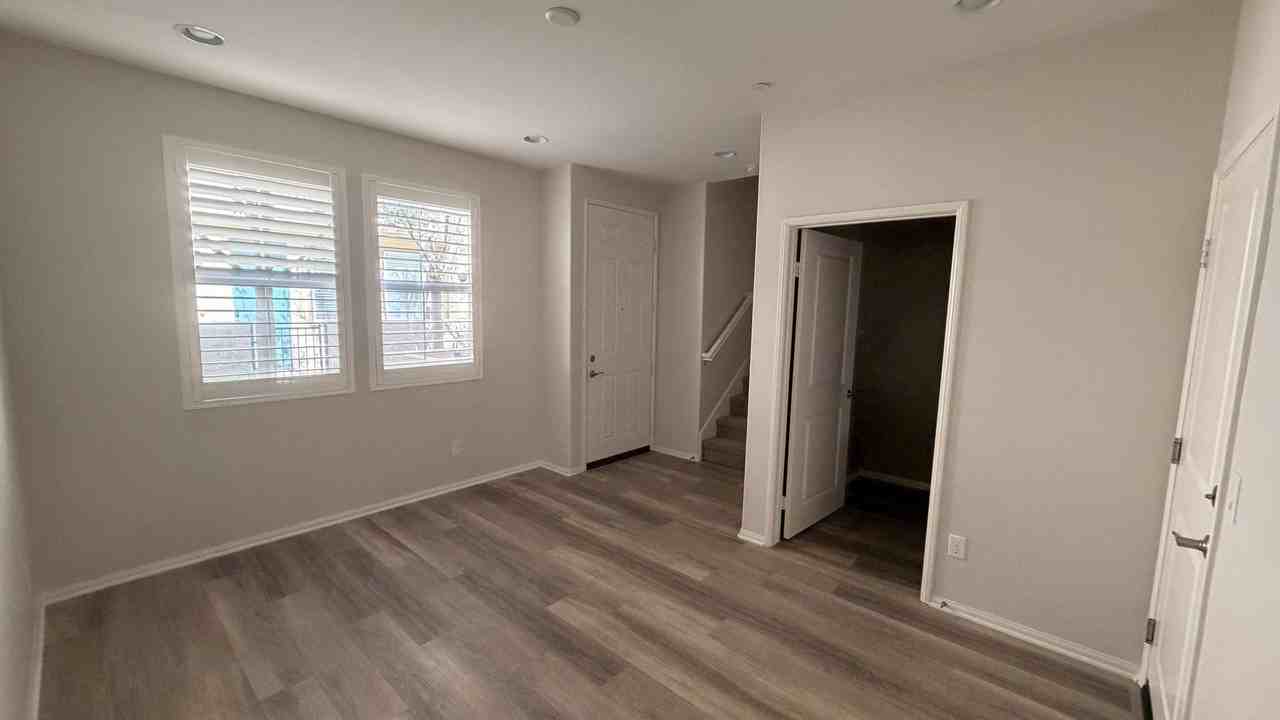 6386 Pegasus Ct - Photo 2 of 22