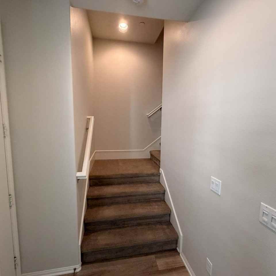 6386 Pegasus Ct - Photo 4 of 22