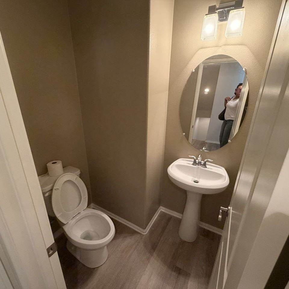 6386 Pegasus Ct - Photo 5 of 22