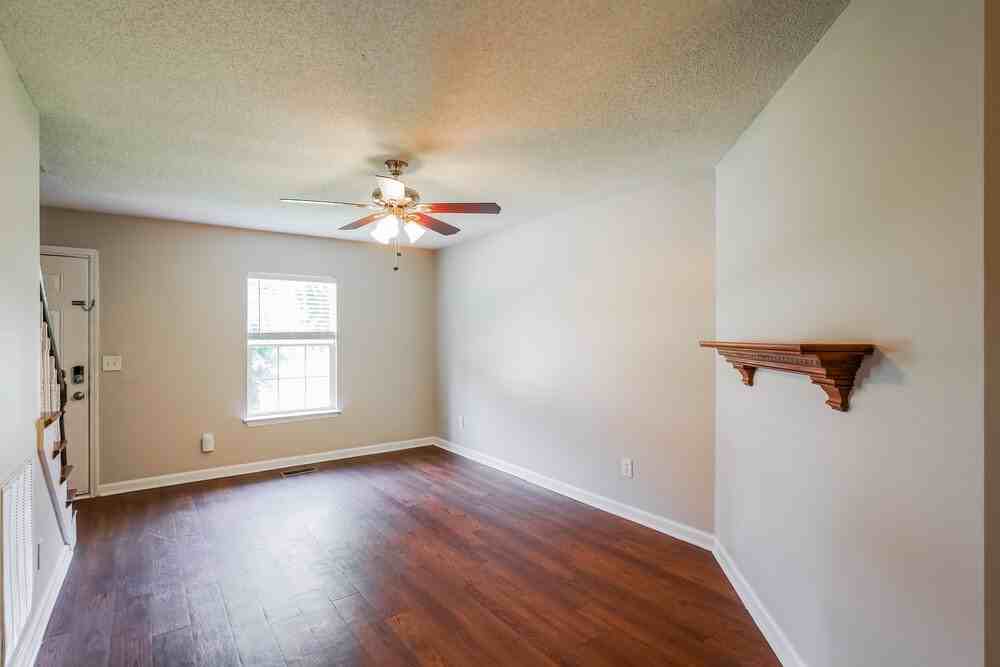 4440 Lavergne Couchville Pike - Photo 5 of 17