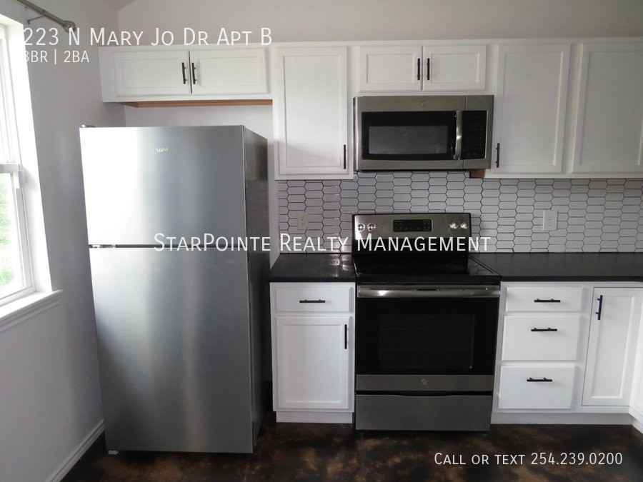 223 N Mary Jo Dr Unit B - Photo 5 of 15