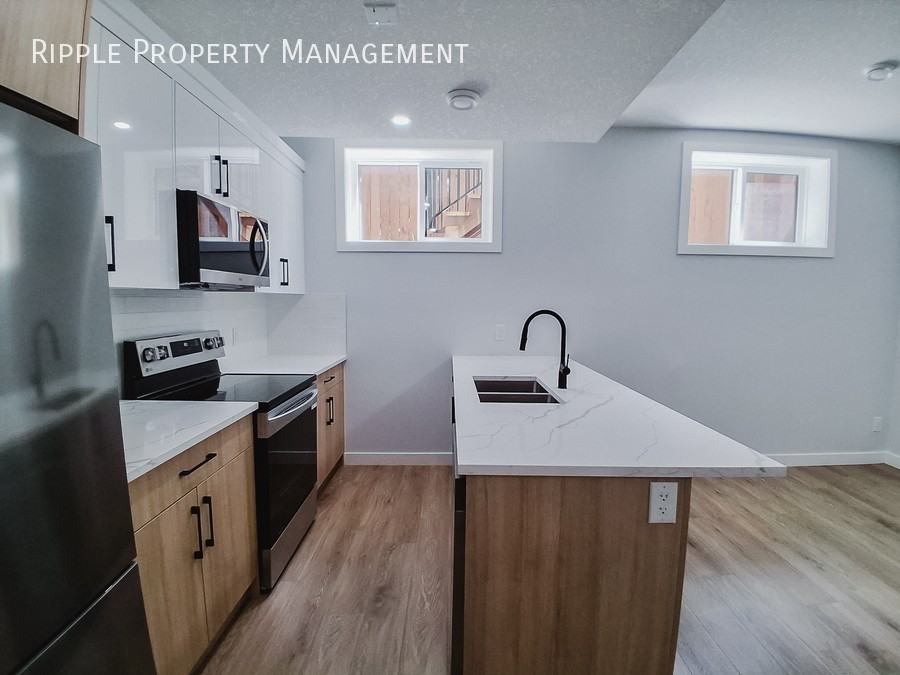 2240B 8 St Nw #2204BLOWER - Photo 5 of 12
