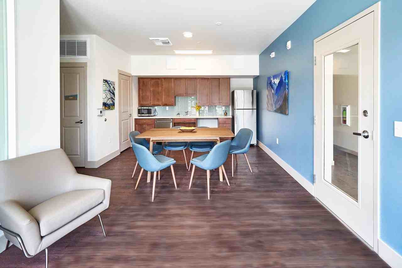 CRISMAN II APARTMENTS - Photo 3 of 38
