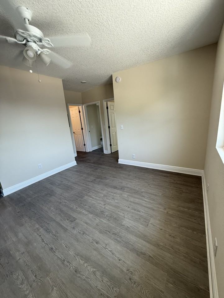 1550 Morgan St #1 - Photo 5 of 6