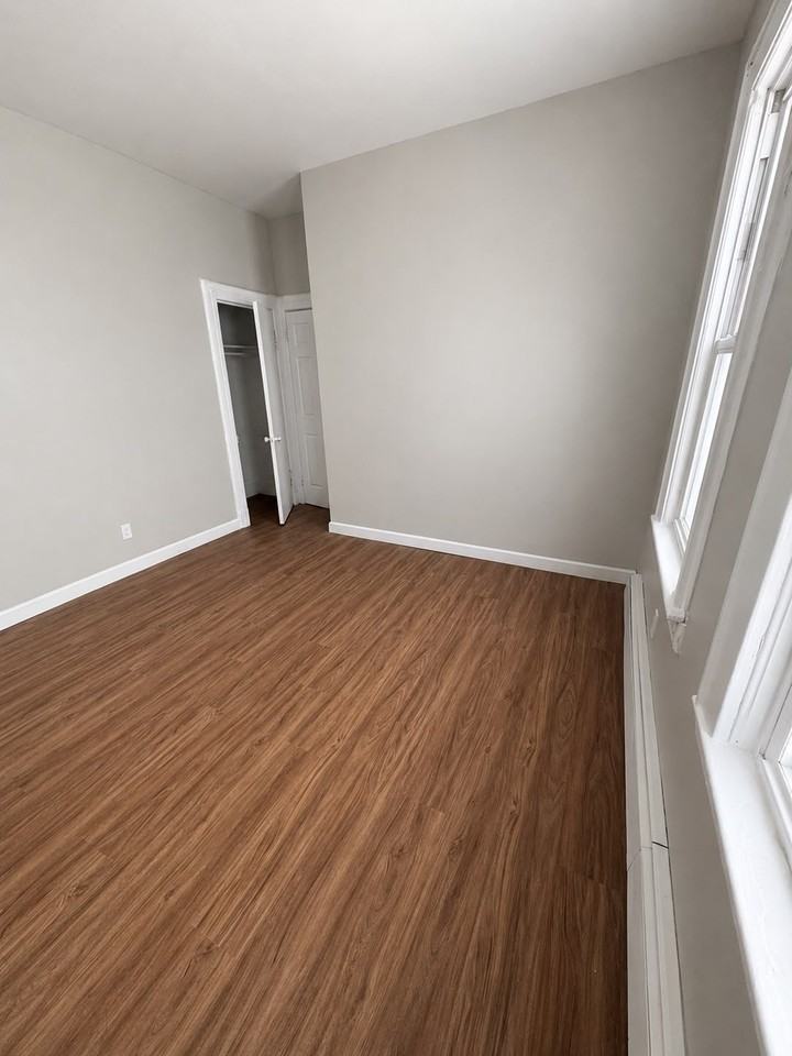 75 Summer St #1 - Photo 4 of 10