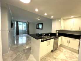 200 Ocean Dr #3C - Photo 1 of 1