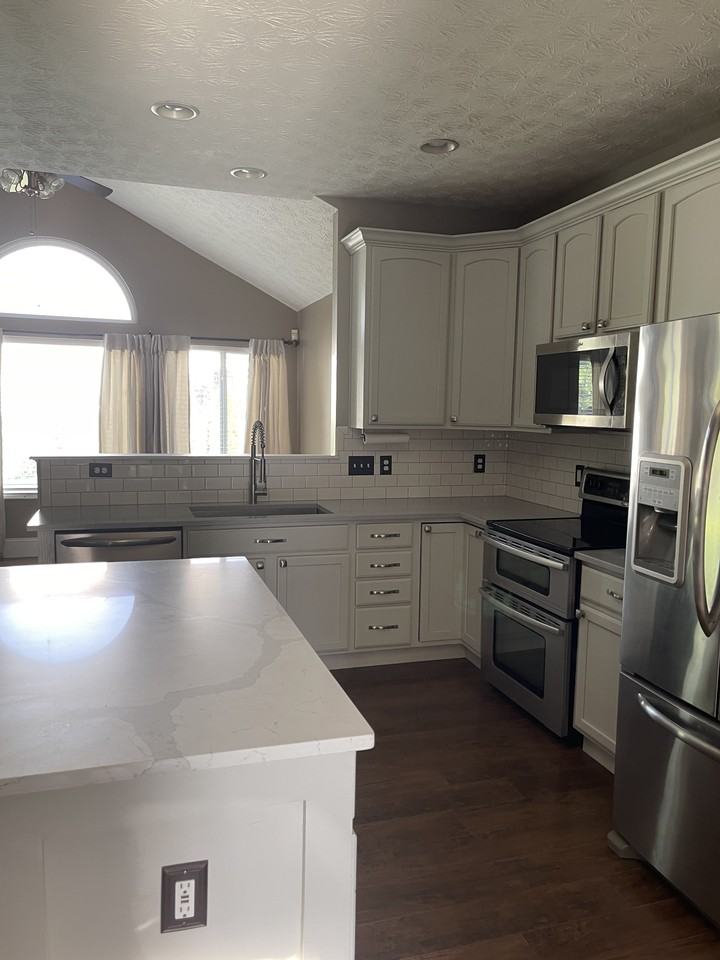 5271 Summerset Dr #NA - Photo 2 of 20