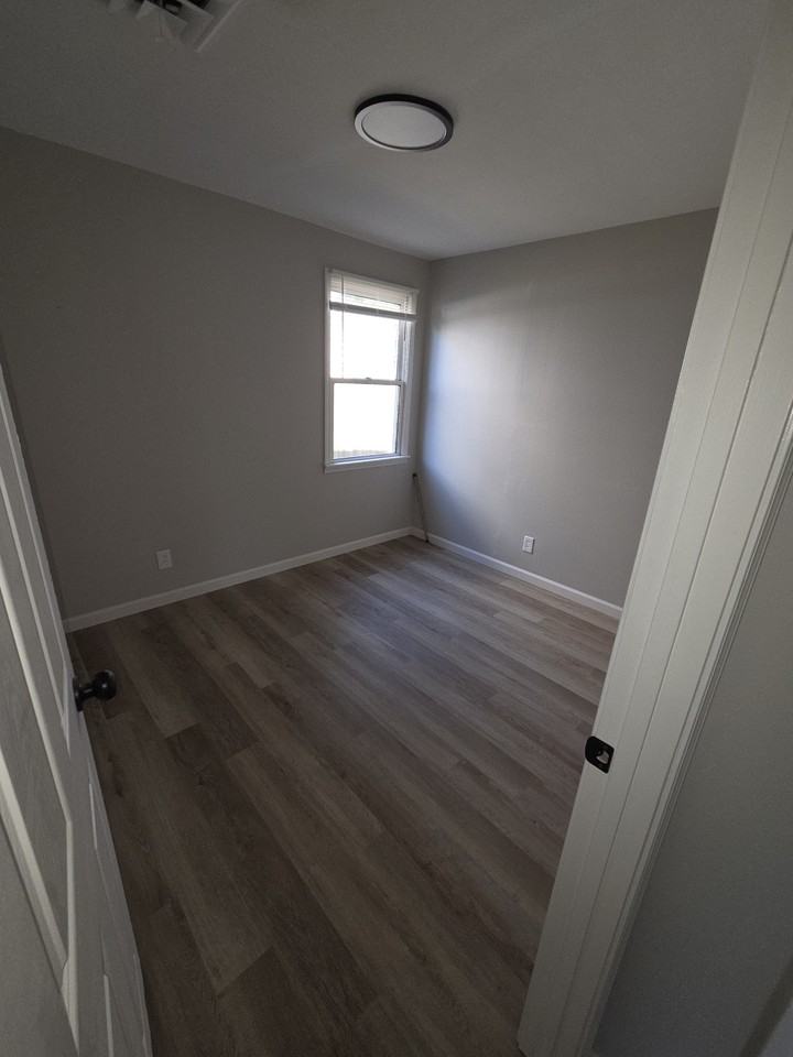 9221 Kathlyn Dr #NA - Photo 7 of 12