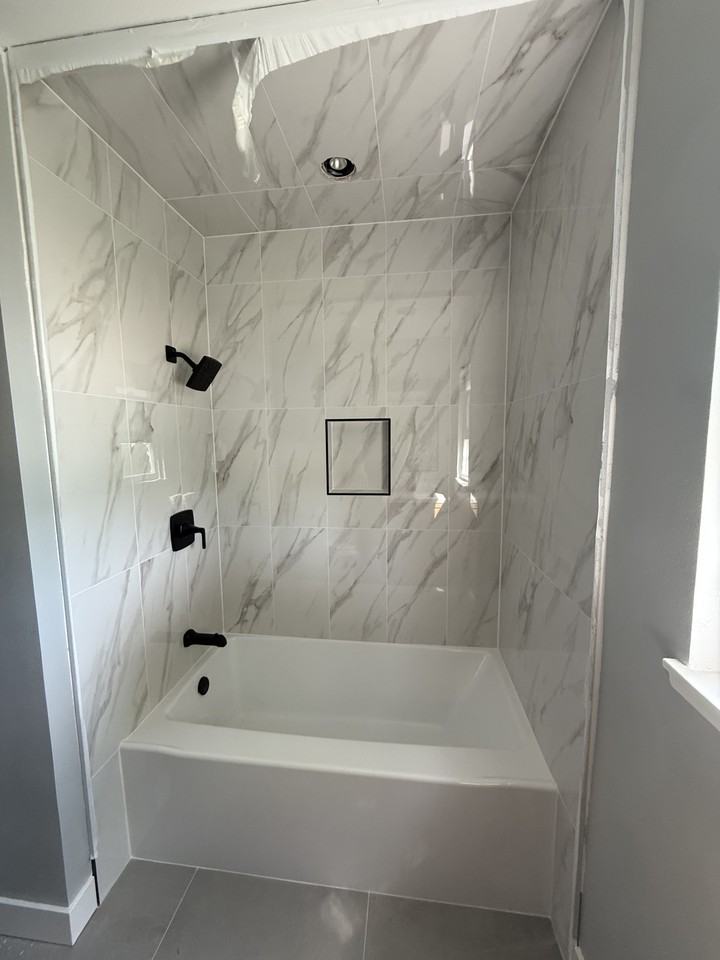 8205 London Ave #NA - Photo 3 of 9