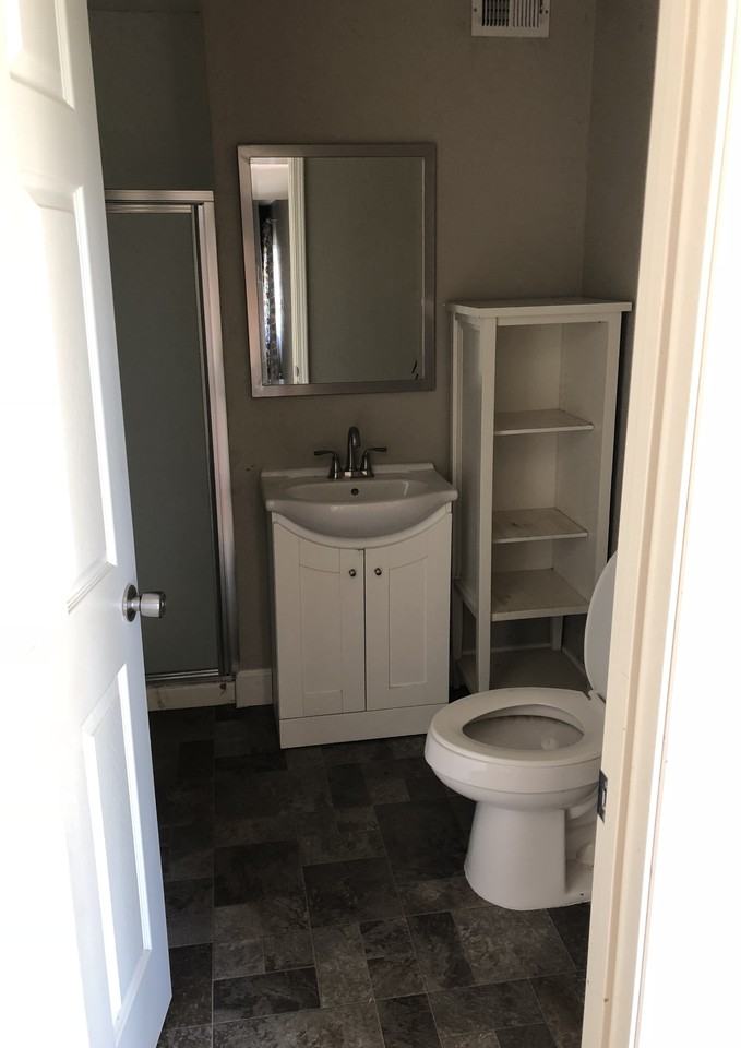 880 Orange St #NA - Photo 6 of 14