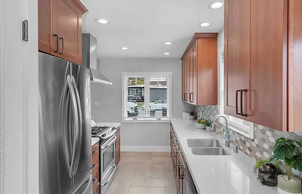 2427 W 239th St #NA - Photo 7 of 20
