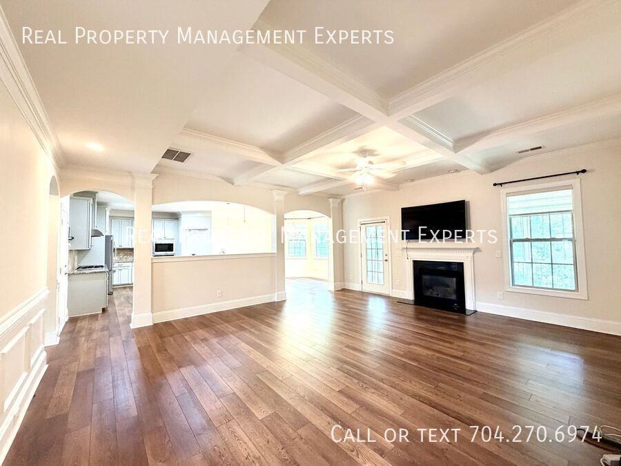 9416 Scorpio Ln - Photo 7 of 27