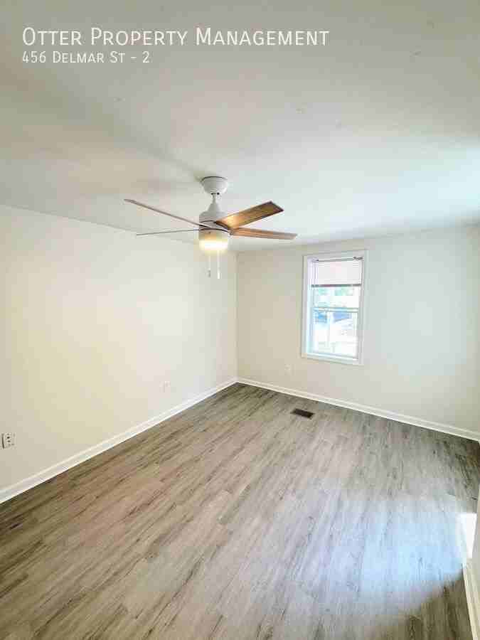 456 Delmar St #2 - Photo 7 of 33