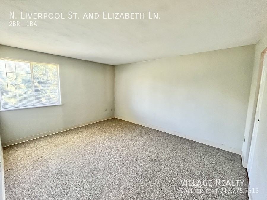 Liverpool & Elizabeth Ln. #D - Photo 7 of 50