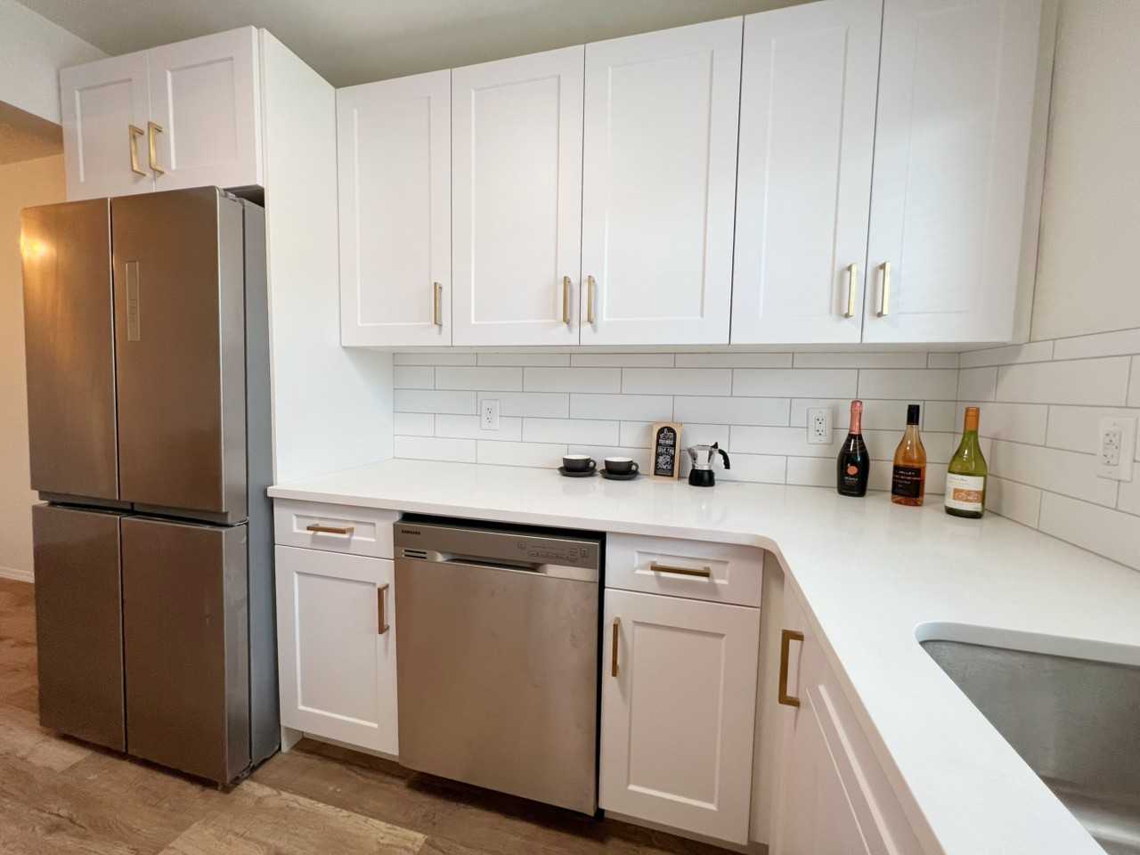 10830 51 Ave NW - Photo 5 of 19