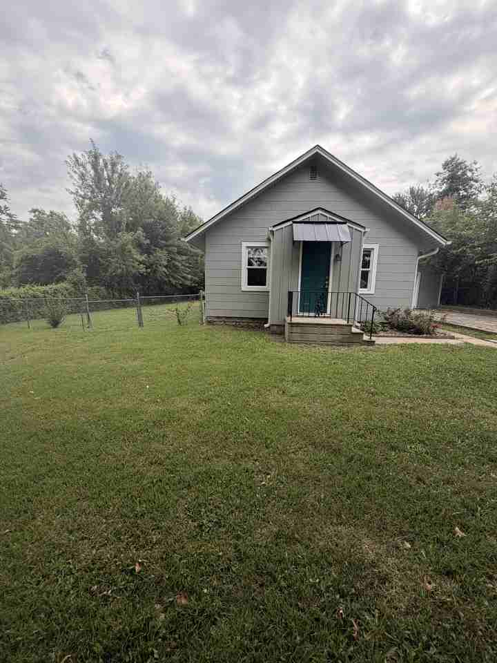 2722 Se Wisconsin Ave #NA - Photo 2 of 11