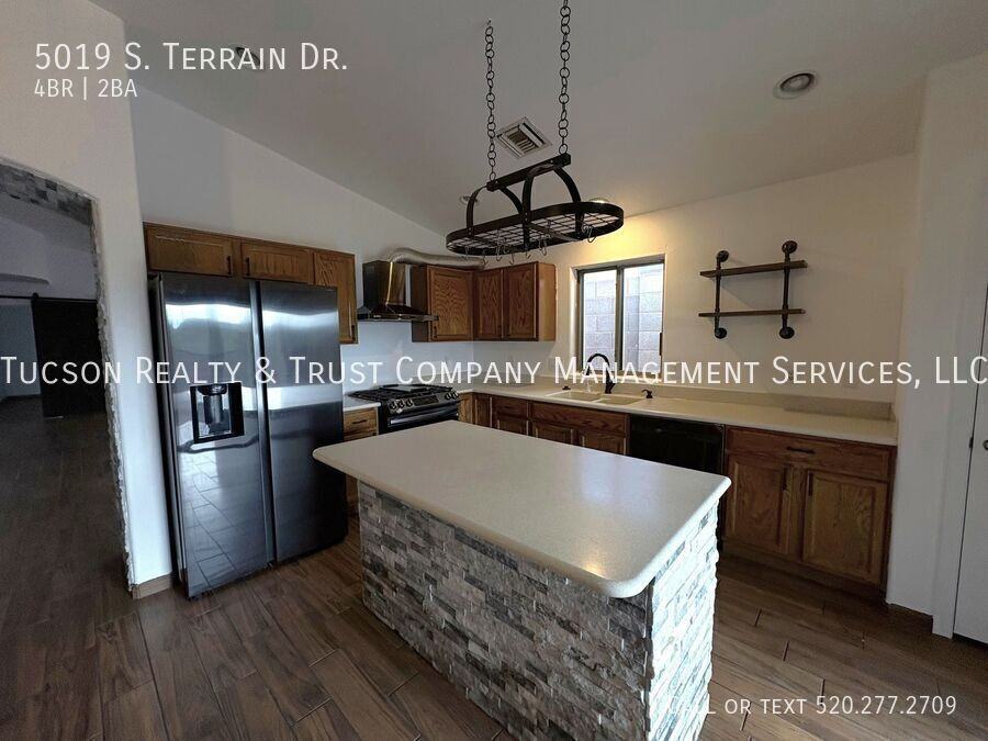 5019 S Terrain Dr - Photo 3 of 15