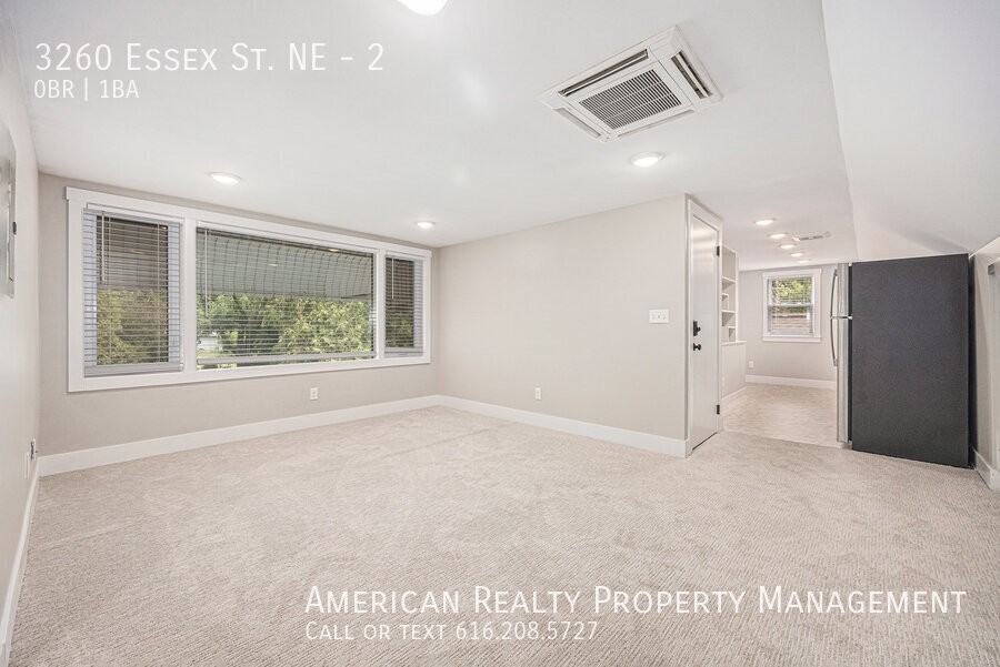 3260 Essex St Ne #2 - Photo 7 of 16