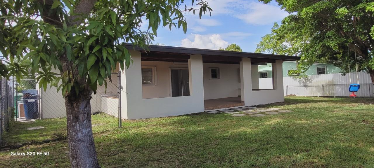 10472 Sw 46th St #NA - Photo 2 of 18
