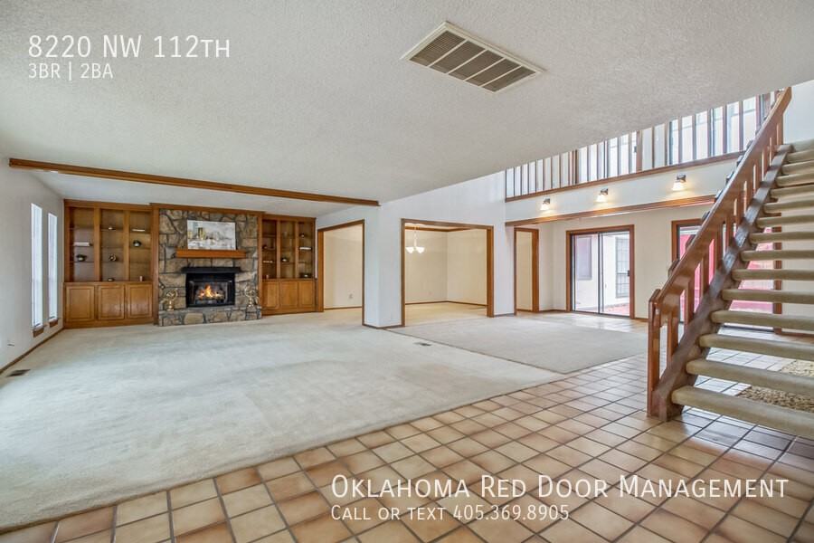 8220 Nw 112th St - Photo 3 of 29