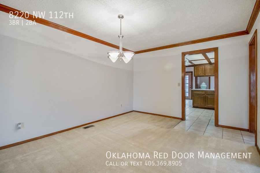 8220 Nw 112th St - Photo 4 of 29