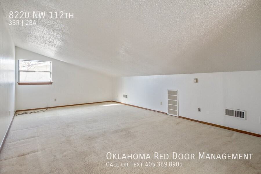 8220 Nw 112th St - Photo 7 of 29