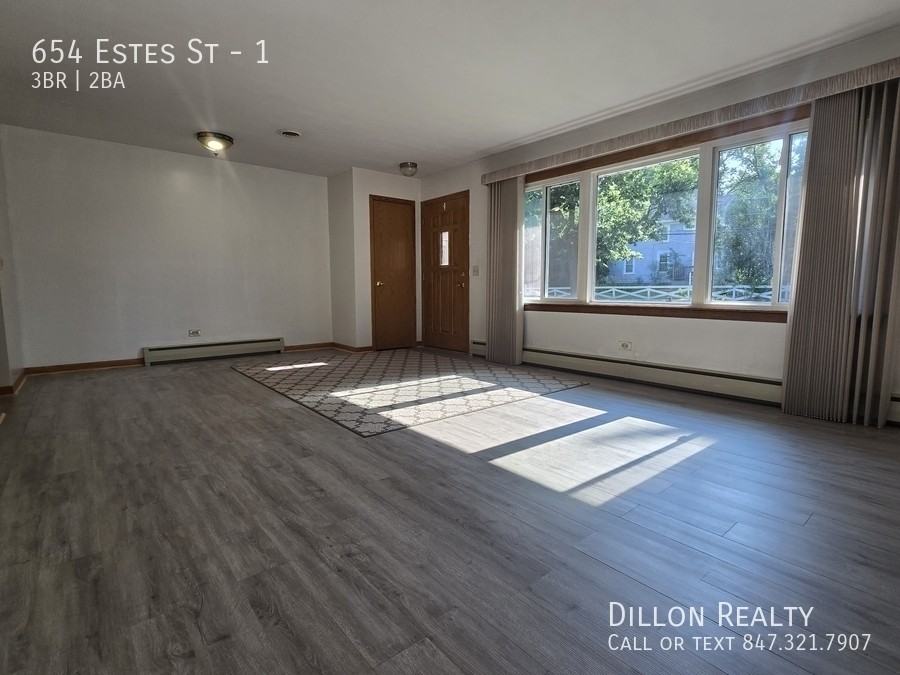 654 Estes St #1 - Photo 3 of 16