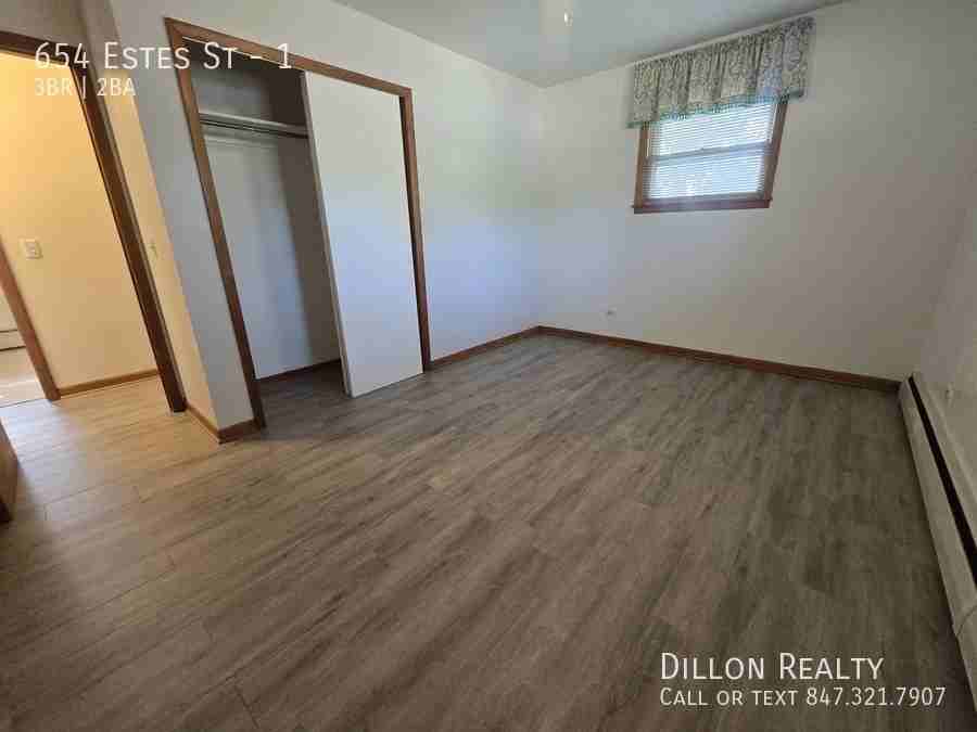 654 Estes St #1 - Photo 6 of 16