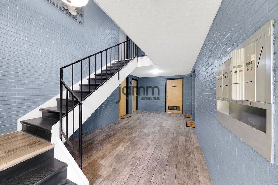 24325 Detroit Rd #201 - Photo 4 of 23