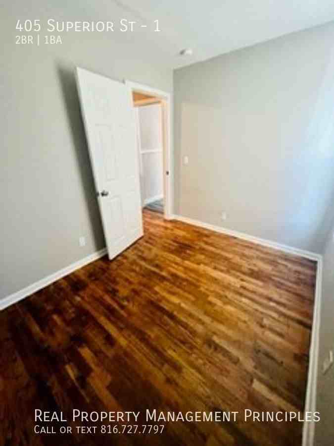 405 Superior St #1 - Photo 7 of 11
