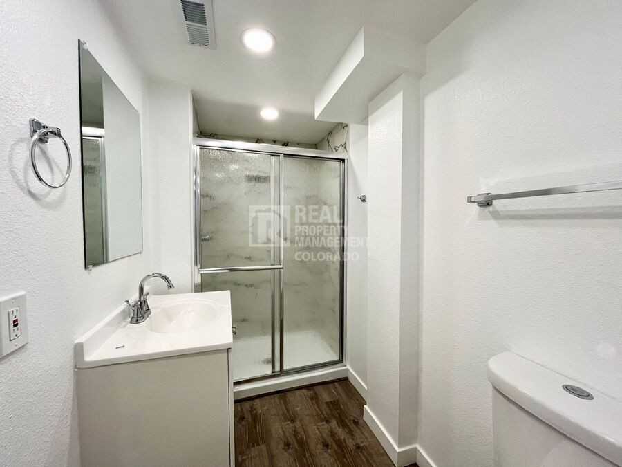 3030 Fairfax St - Photo 7 of 17