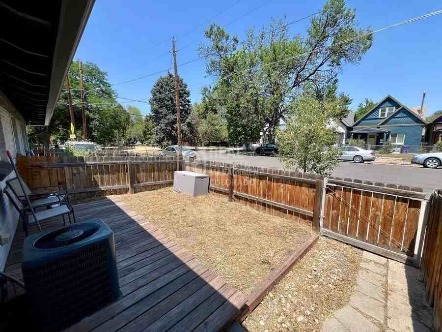 1632 E 30th Ave - Photo 7 of 12