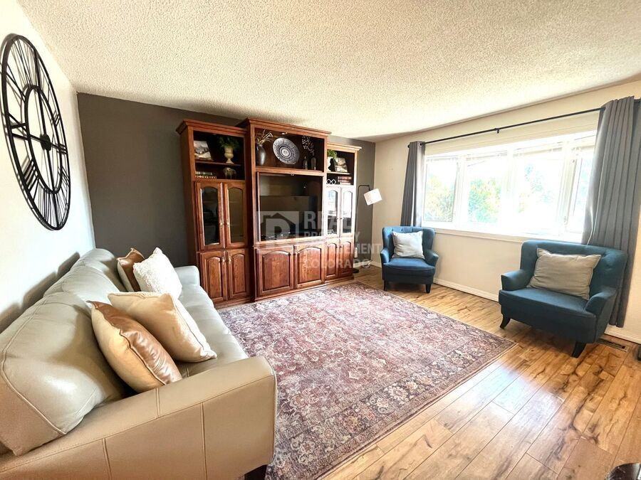 5180 Victory Rd - Photo 3 of 19