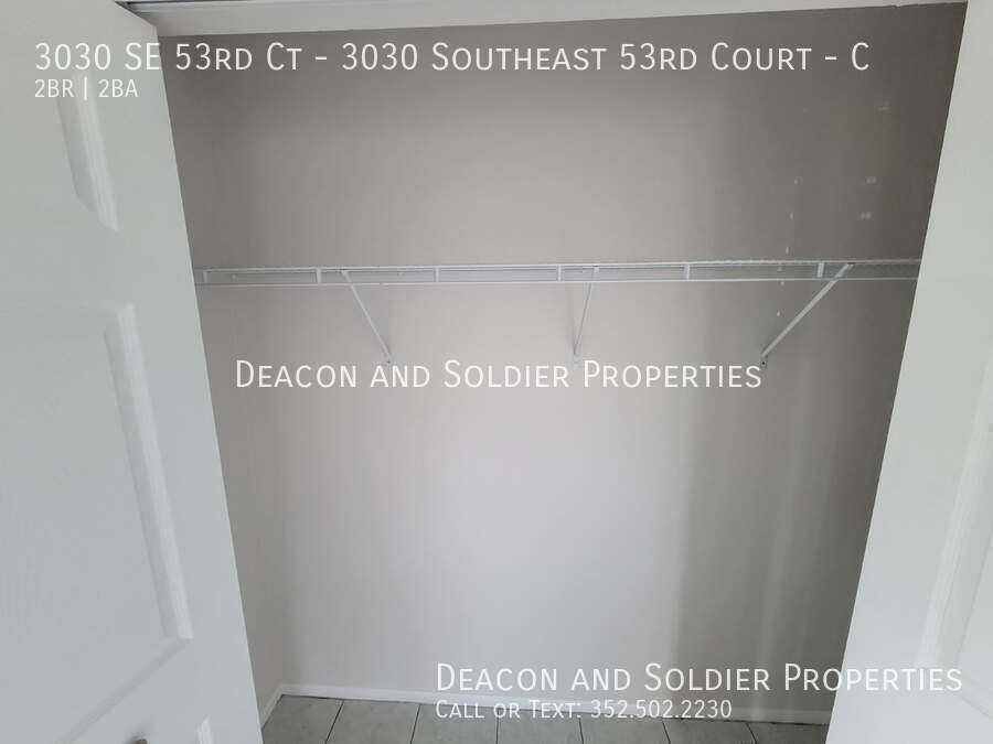 3030 Se 53rd Ct - Photo 3 of 21