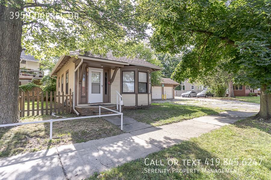 3950 Drexel Dr