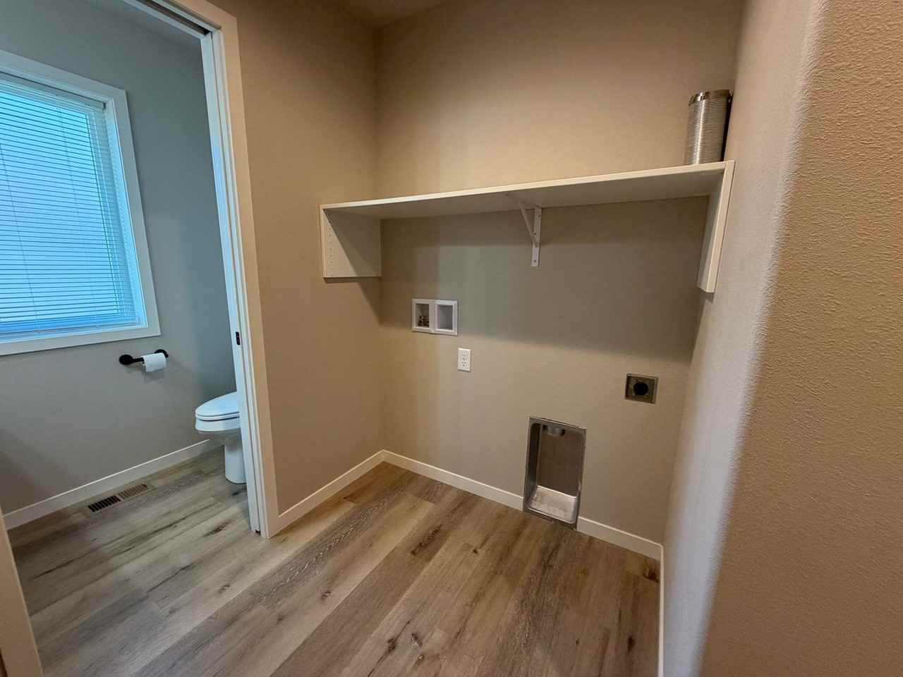 2607 E Sunburst Dr - Photo 5 of 27