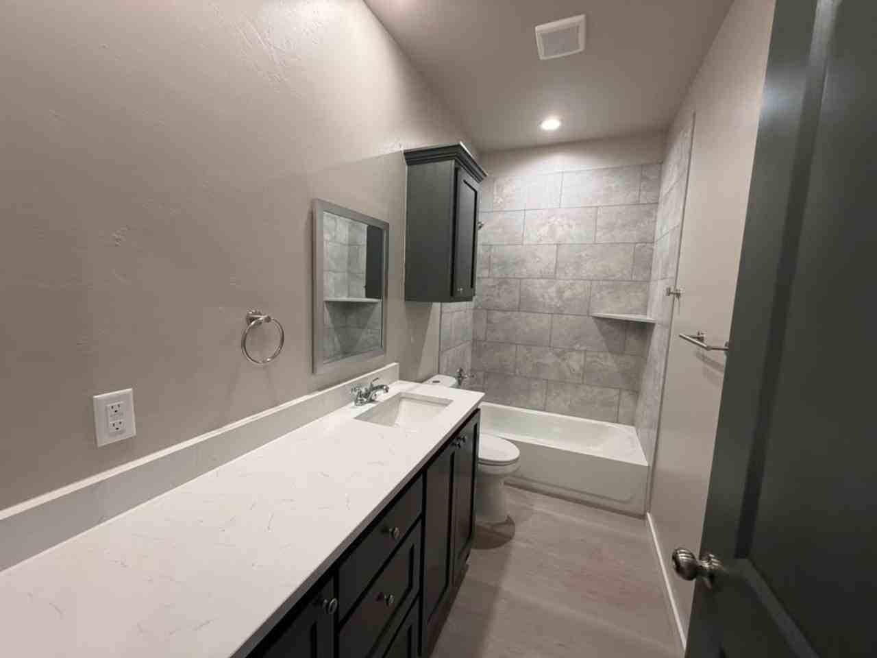 1515 Sw F Ave - Photo 7 of 16