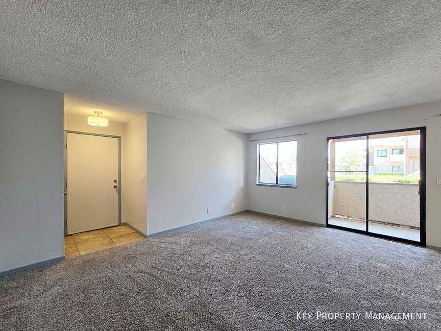 3720 Snorkel Cir #2 - Photo 3 of 22
