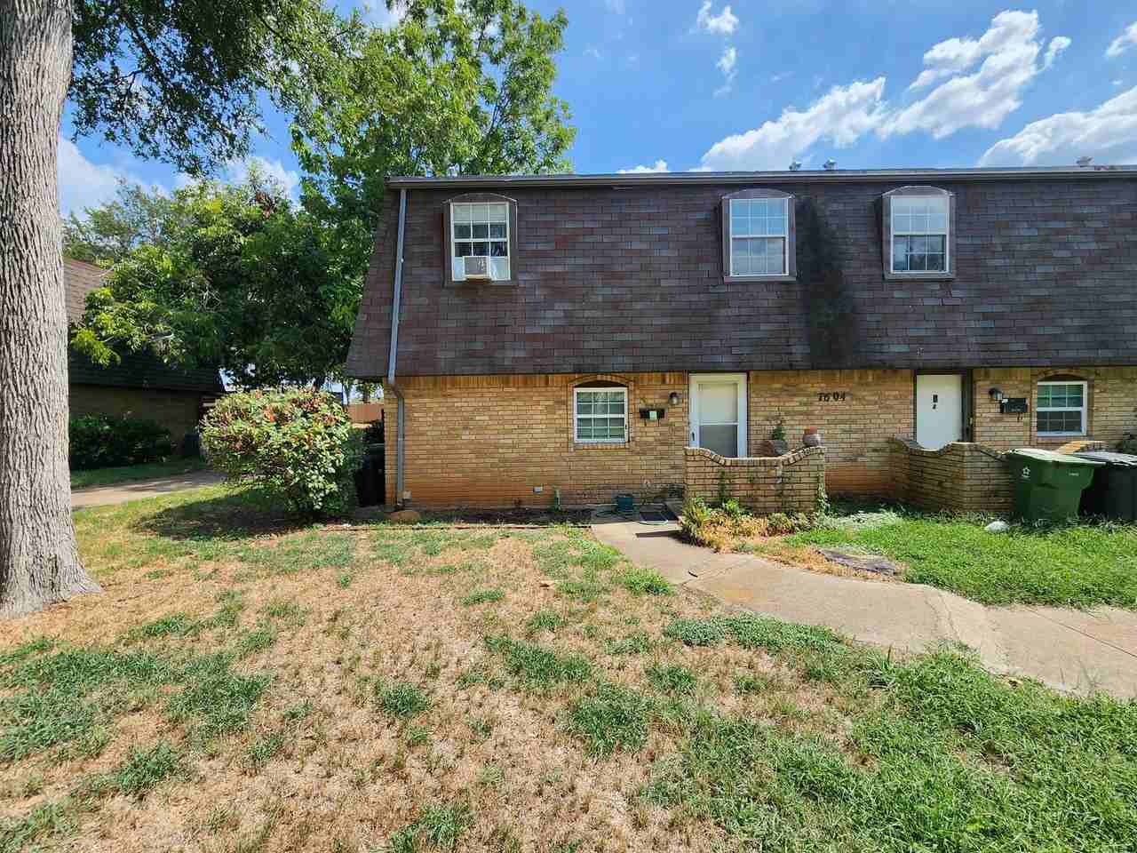 7604 Bridges Ave #B - Photo 2 of 28