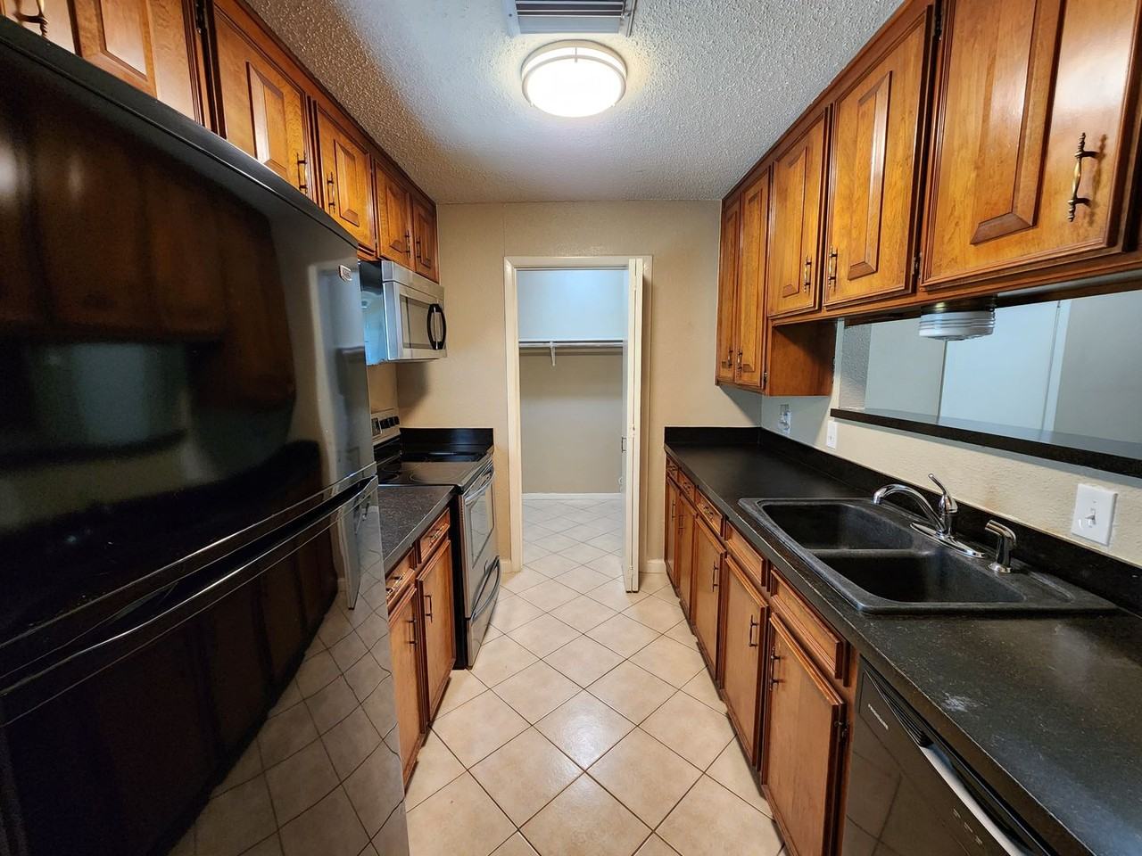 7604 Bridges Ave #B - Photo 5 of 28