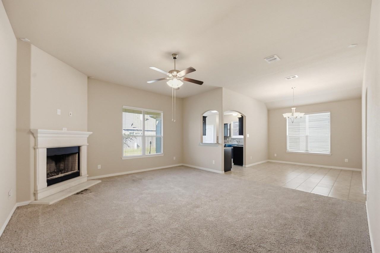 717 Jennie Marie Cir #1 - Photo 2 of 30