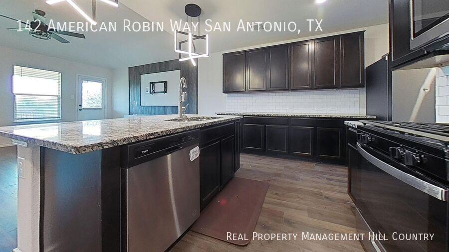 142 American Robin Way San Antonio, TX ##Tx - Photo 2 of 12
