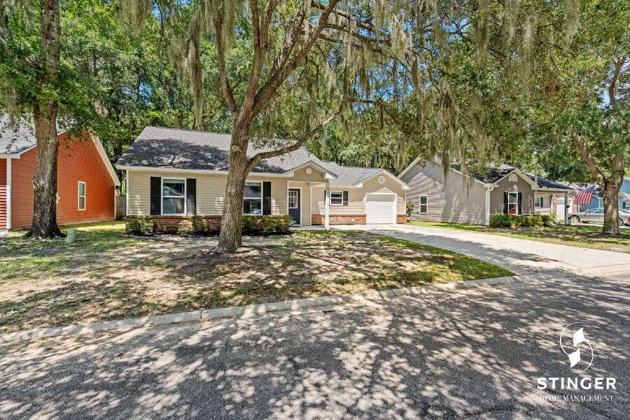 13 Brindlewood Dr - Photo 3 of 36