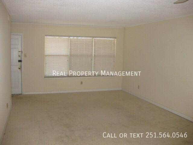 4009 Old Shell Rd #C - Photo 3 of 10