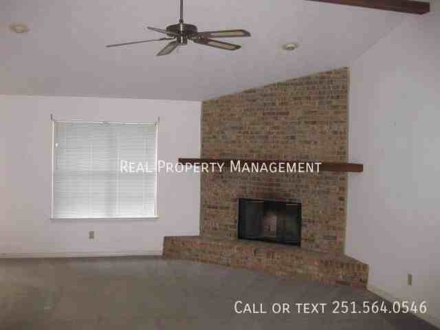 420 Lakeview Dr W - Photo 2 of 18