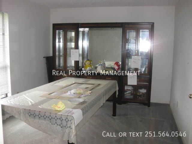 420 Lakeview Dr W - Photo 4 of 18