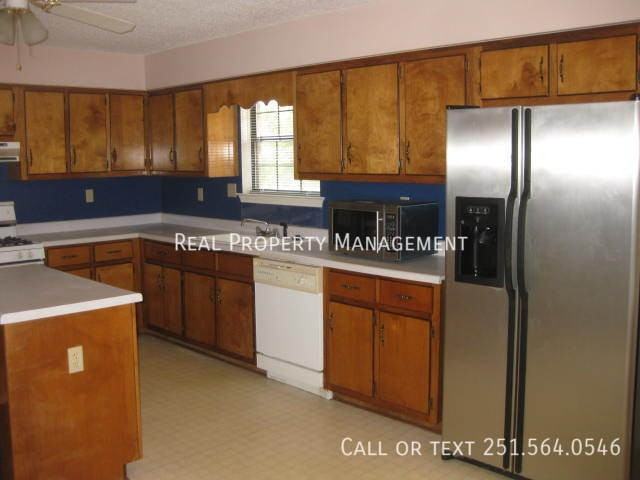 420 Lakeview Dr W - Photo 5 of 18