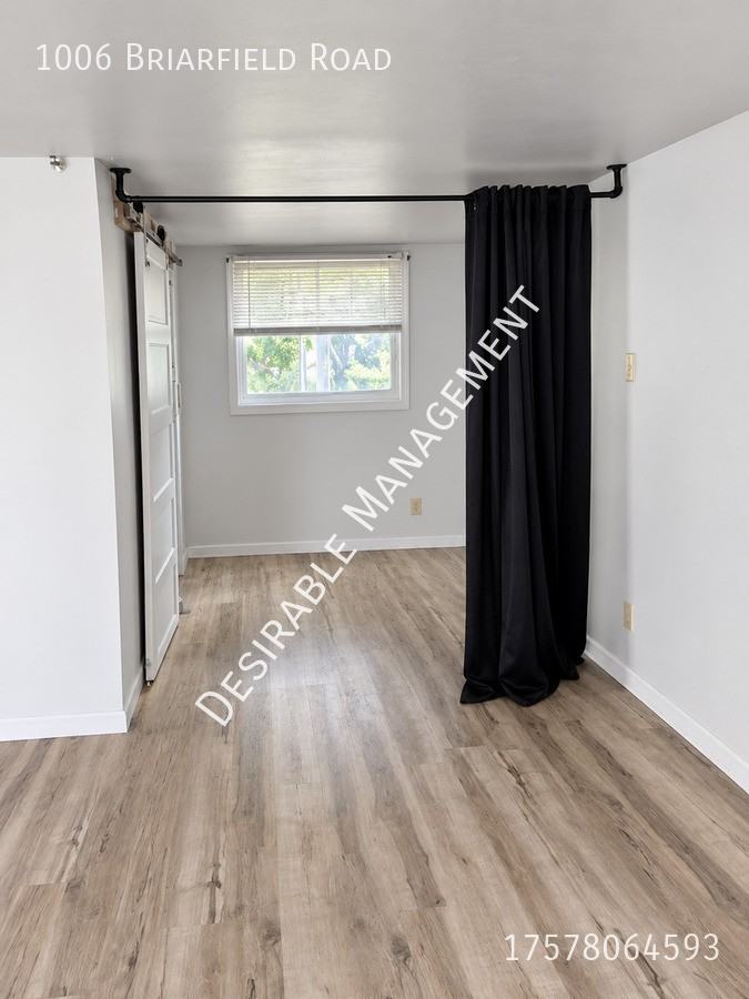 1006 Briarfield Rd - Photo 3 of 9