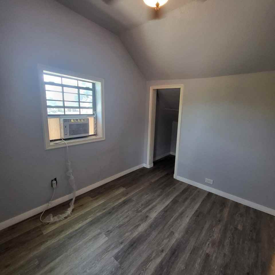 127 Sandmeyer St #7 - Photo 5 of 10